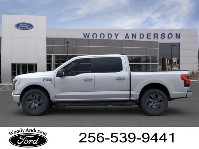 2025 Ford F-150 Lightning photo 3