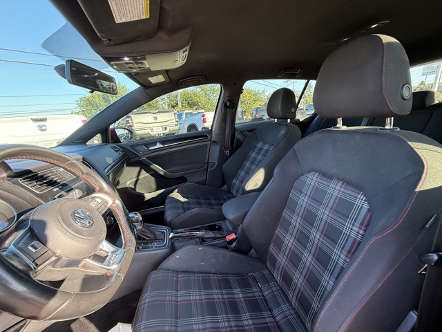 2016 Volkswagen Golf GTI Base SE Autobahn photo 11