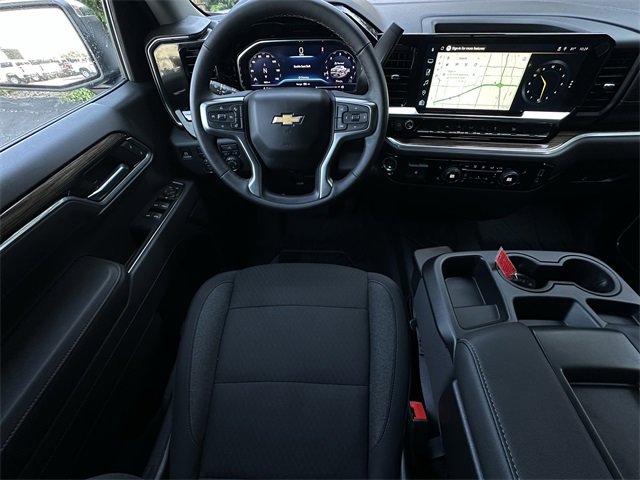 2025 Chevrolet Silverado 1500 LT photo 10