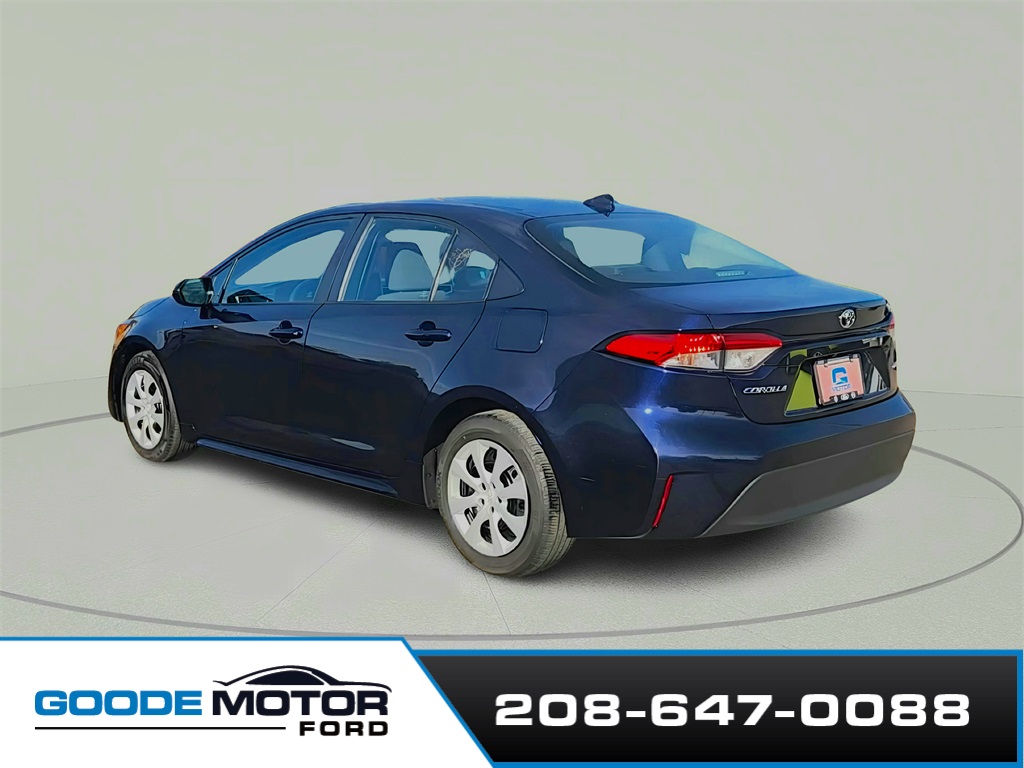 2023 Toyota Corolla LE photo 2