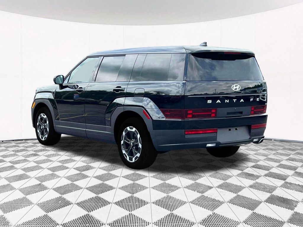 2025 Hyundai Santa Fe SE photo 4