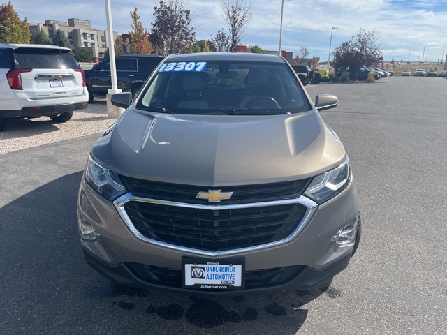 2018 Chevrolet Equinox LT photo 2