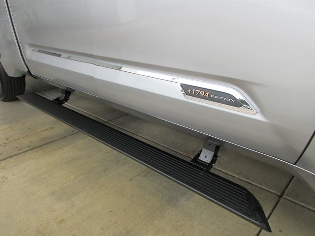 2025 Toyota Tundra 1794 Edition photo 6