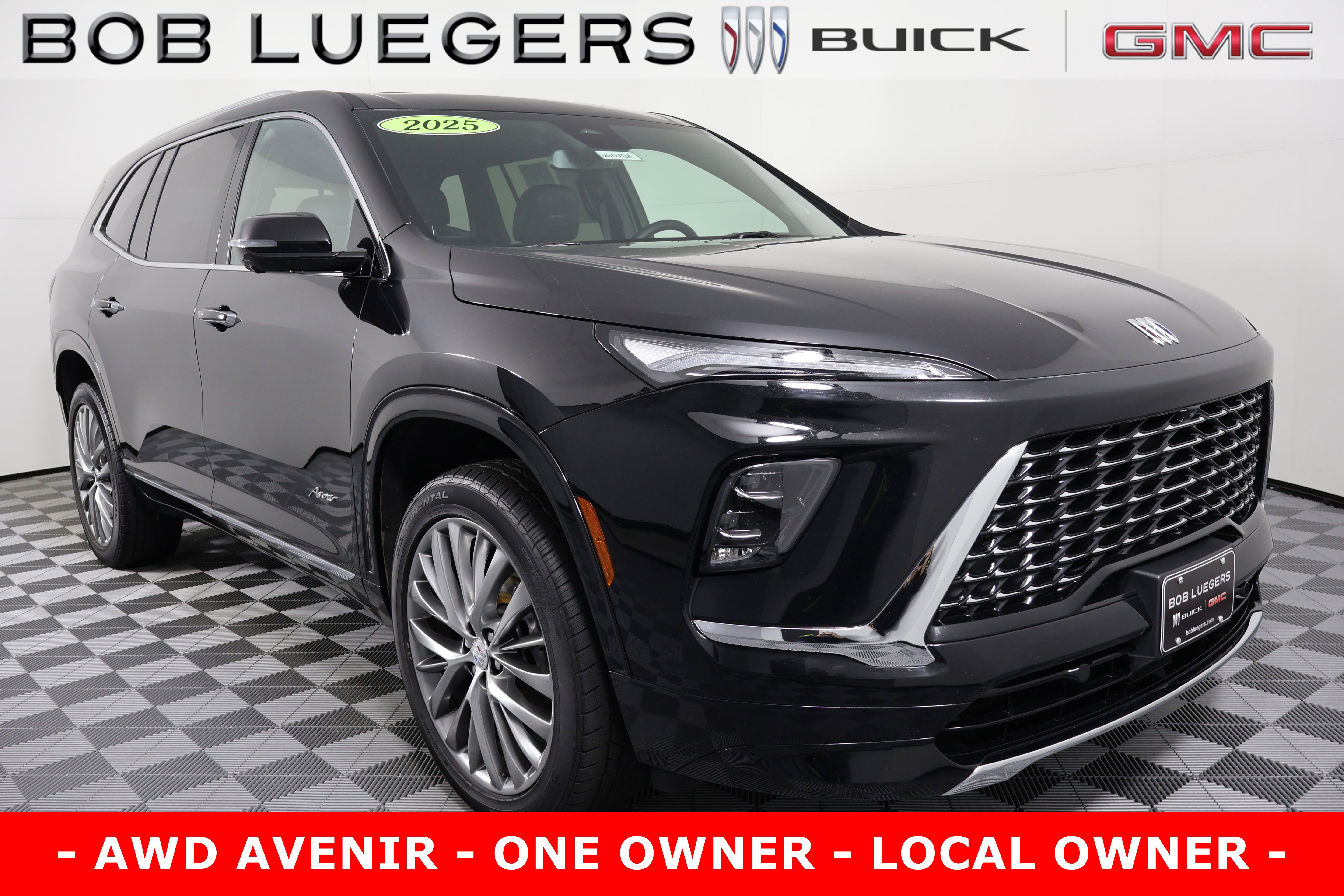 2025 Buick Enclave Avenir's photo