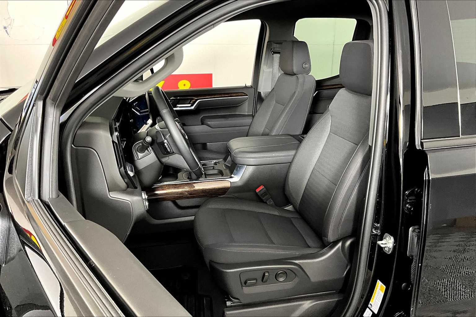 2025 Gmc Sierra 1500 Elevation photo 7