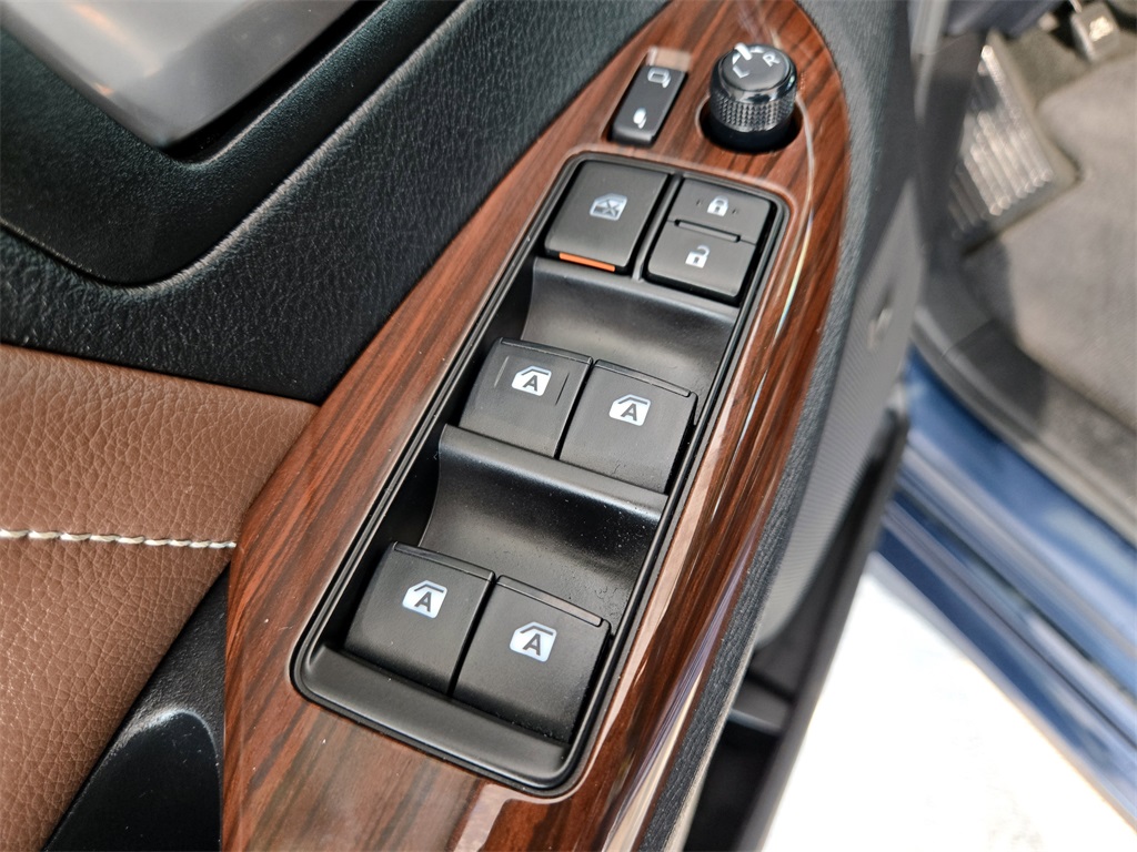 2019 Toyota Sienna Limited Premium photo 32