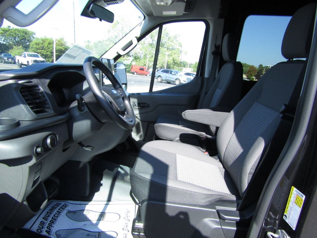2026 Ford Transit Cargo Van photo 9