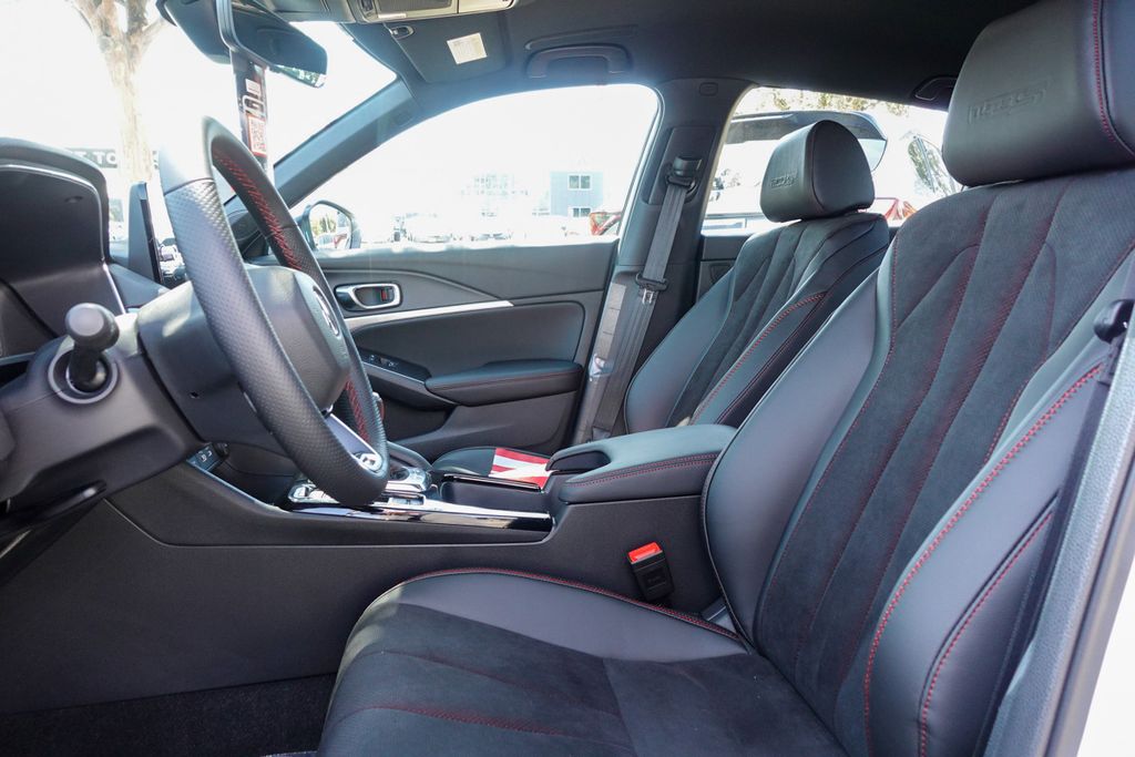 2025 Acura Integra Type S photo 12