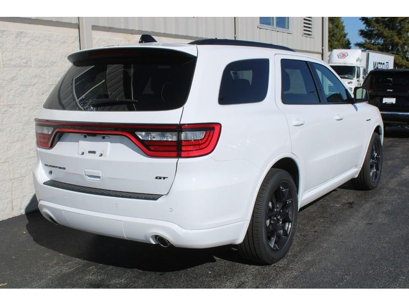 2026 Dodge Durango GT Blacktop photo 3