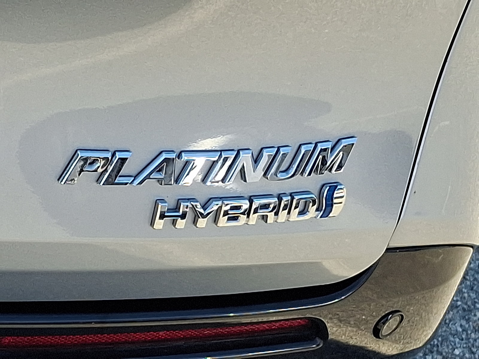 2024 Toyota Sienna Platinum photo 32