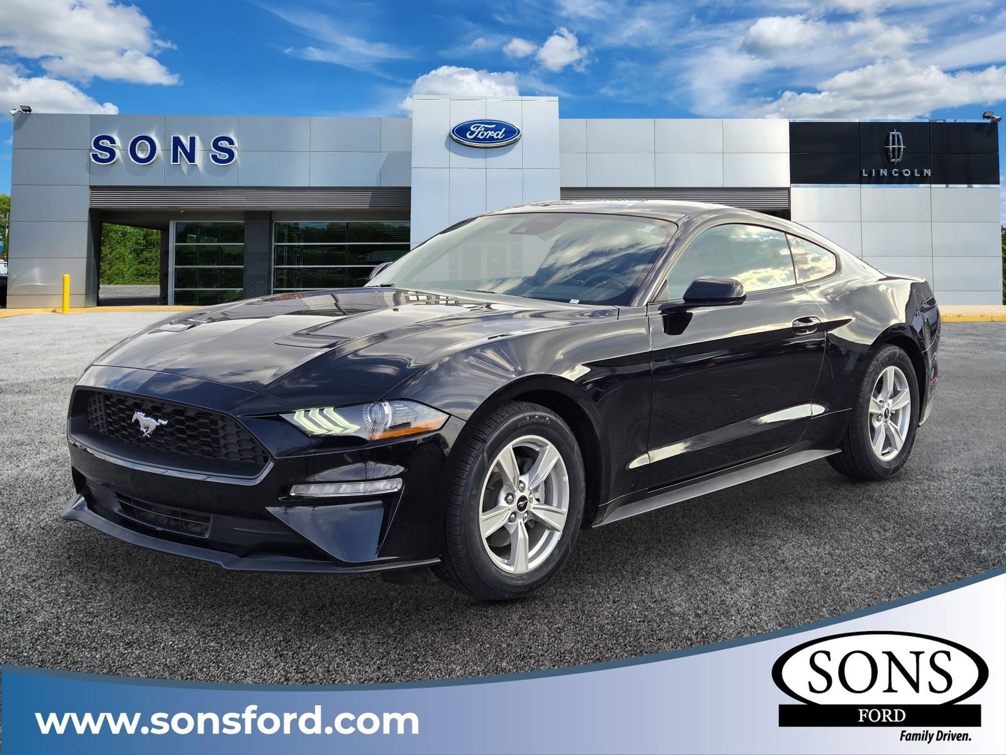 2022 Ford Mustang EcoBoost