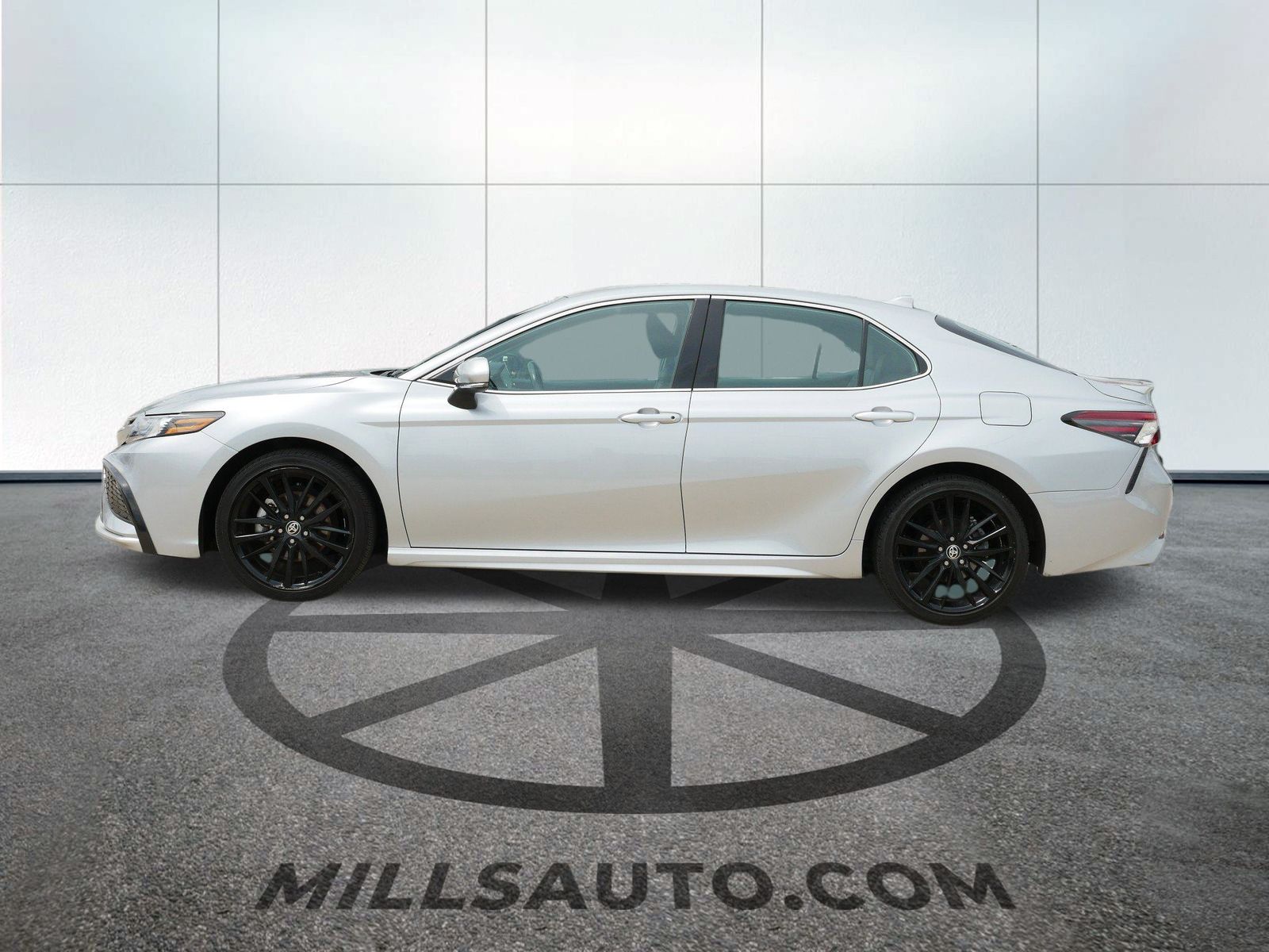 Used 2023 Toyota Camry XSE with VIN 4T1K61AK0PU173139 for sale in Willmar, Minnesota