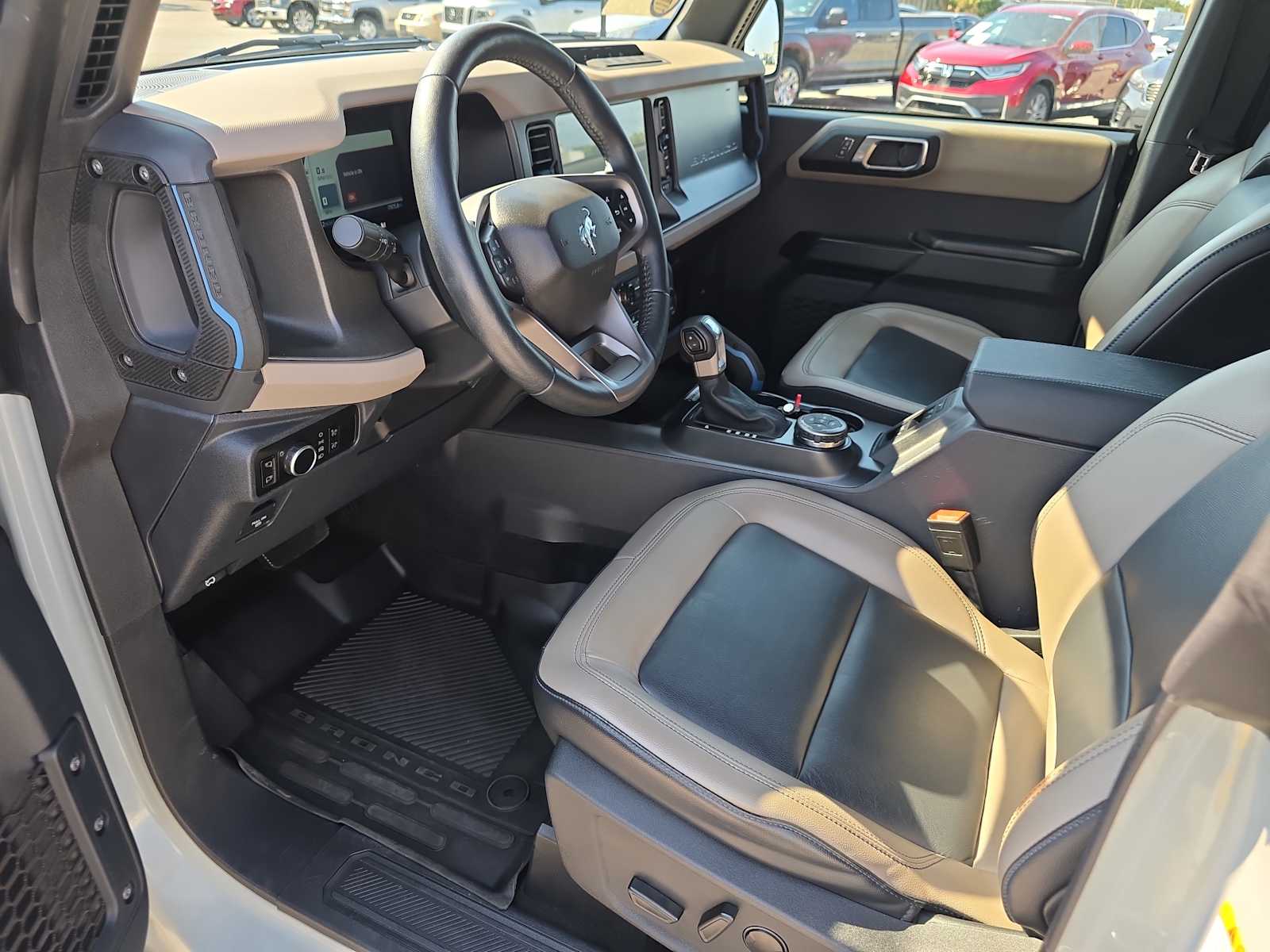 2024 Ford Bronco Wildtrak photo 12