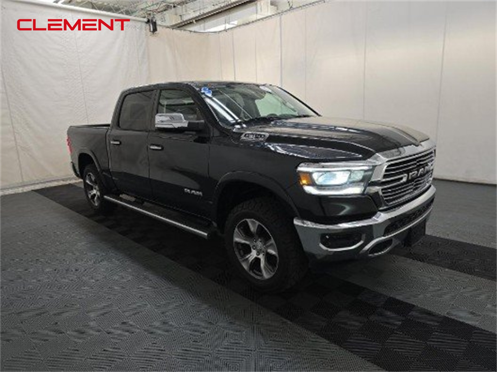 2019 Ram 1500 Laramie photo 2