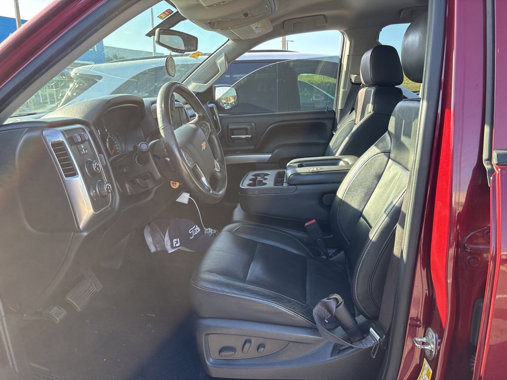 2015 Chevrolet Silverado 1500 LT photo 3