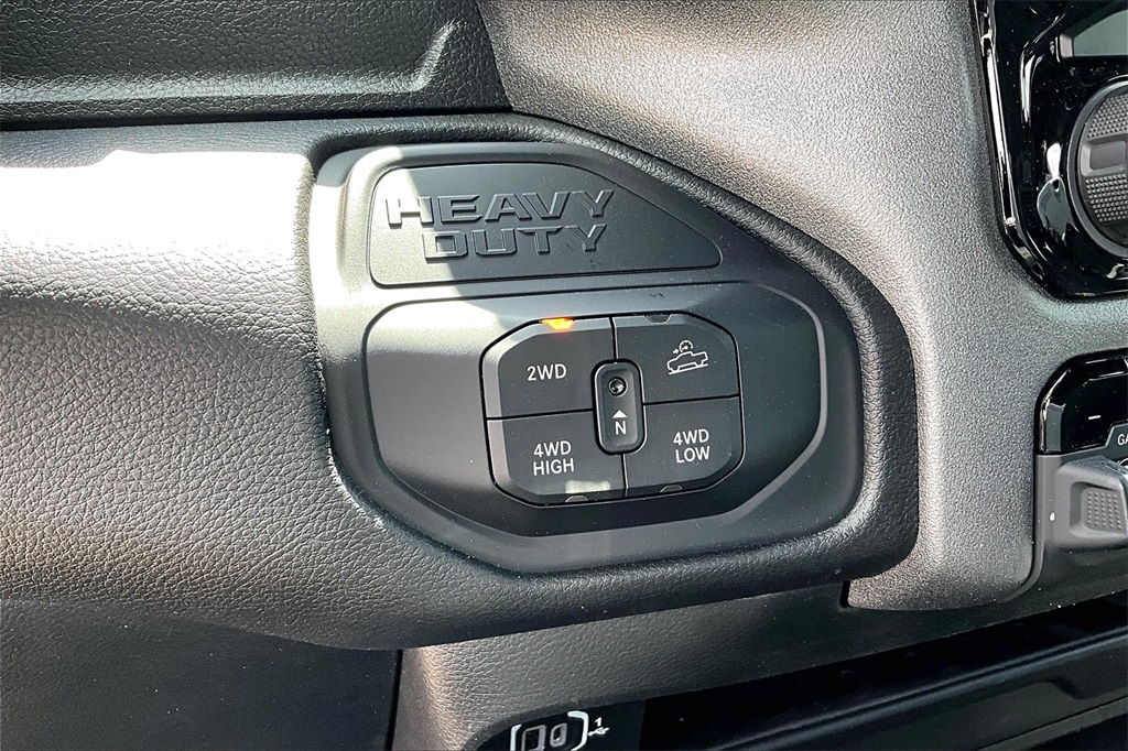 2026 Ram 2500 Tradesman photo 18