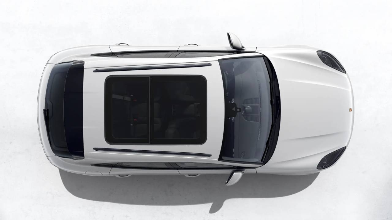 2026 Porsche Macan T photo 5