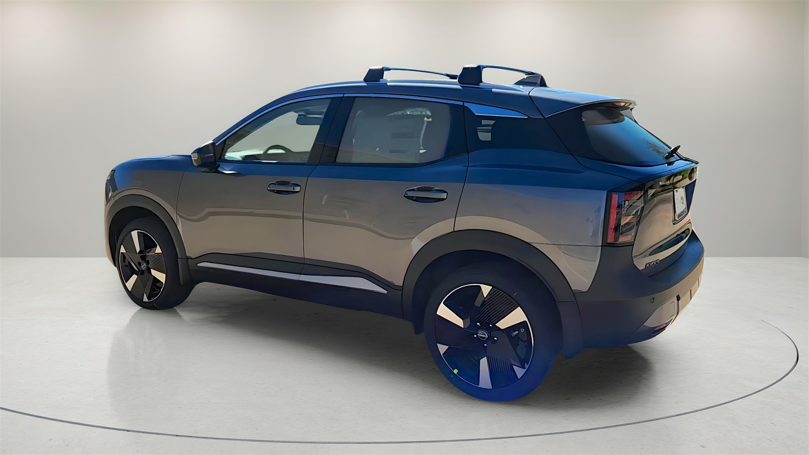 2025 Nissan Kicks SR photo 23