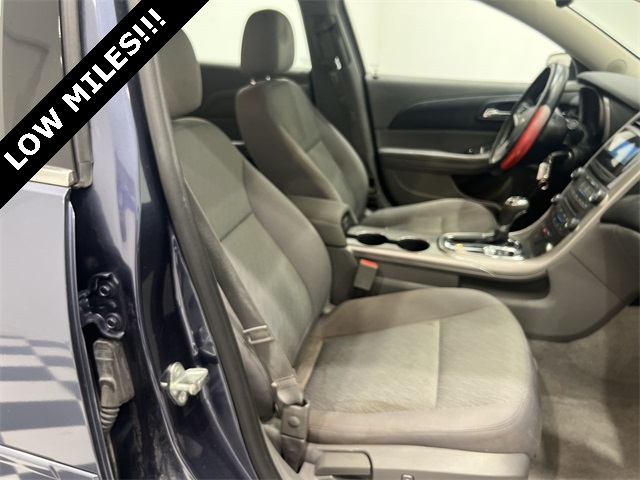 2013 Chevrolet Malibu LS photo 19
