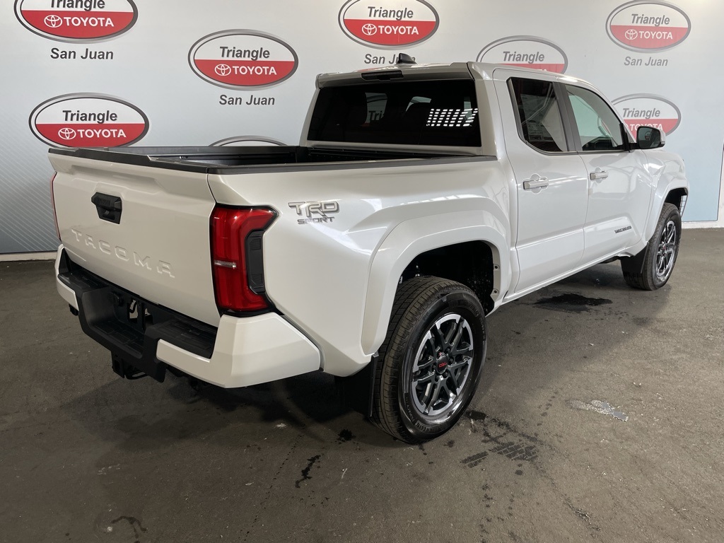 2025 Toyota Tacoma SR5 photo 2