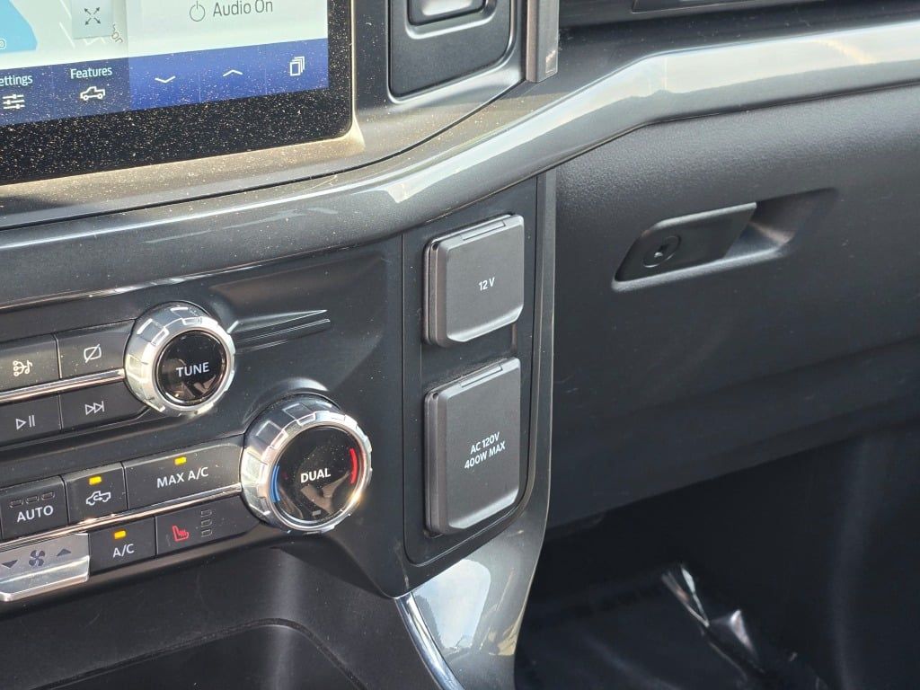 2022 Ford F-150 XLT photo 26
