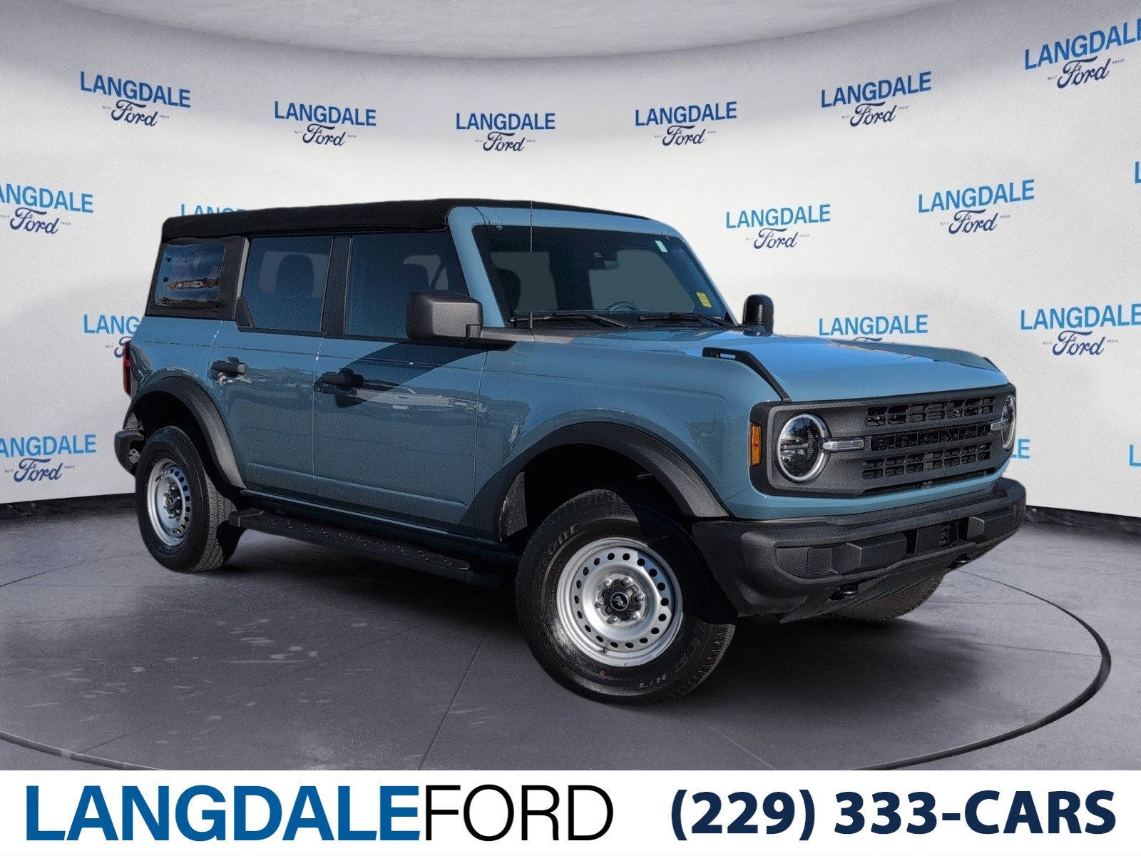 2022 Ford Bronco 4-Door Base's photo