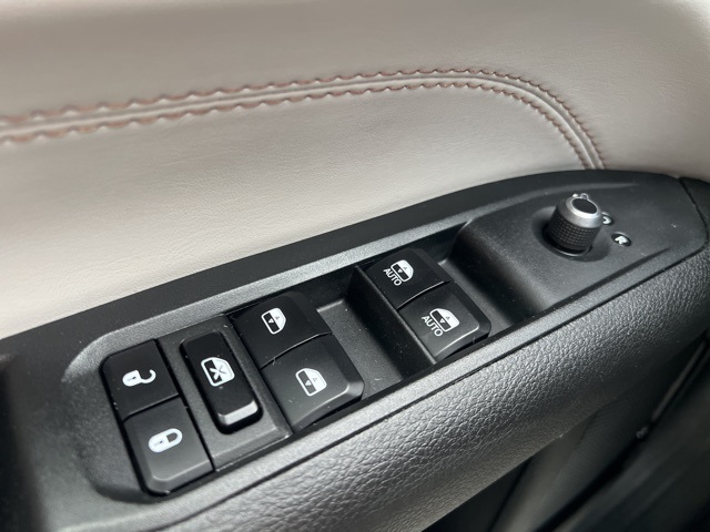 2024 Jeep Compass Limited photo 23
