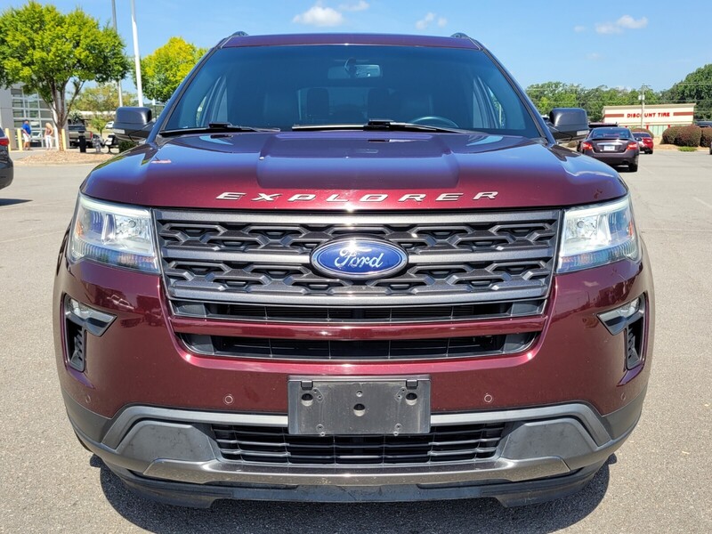 2018 Ford Explorer XLT photo 13