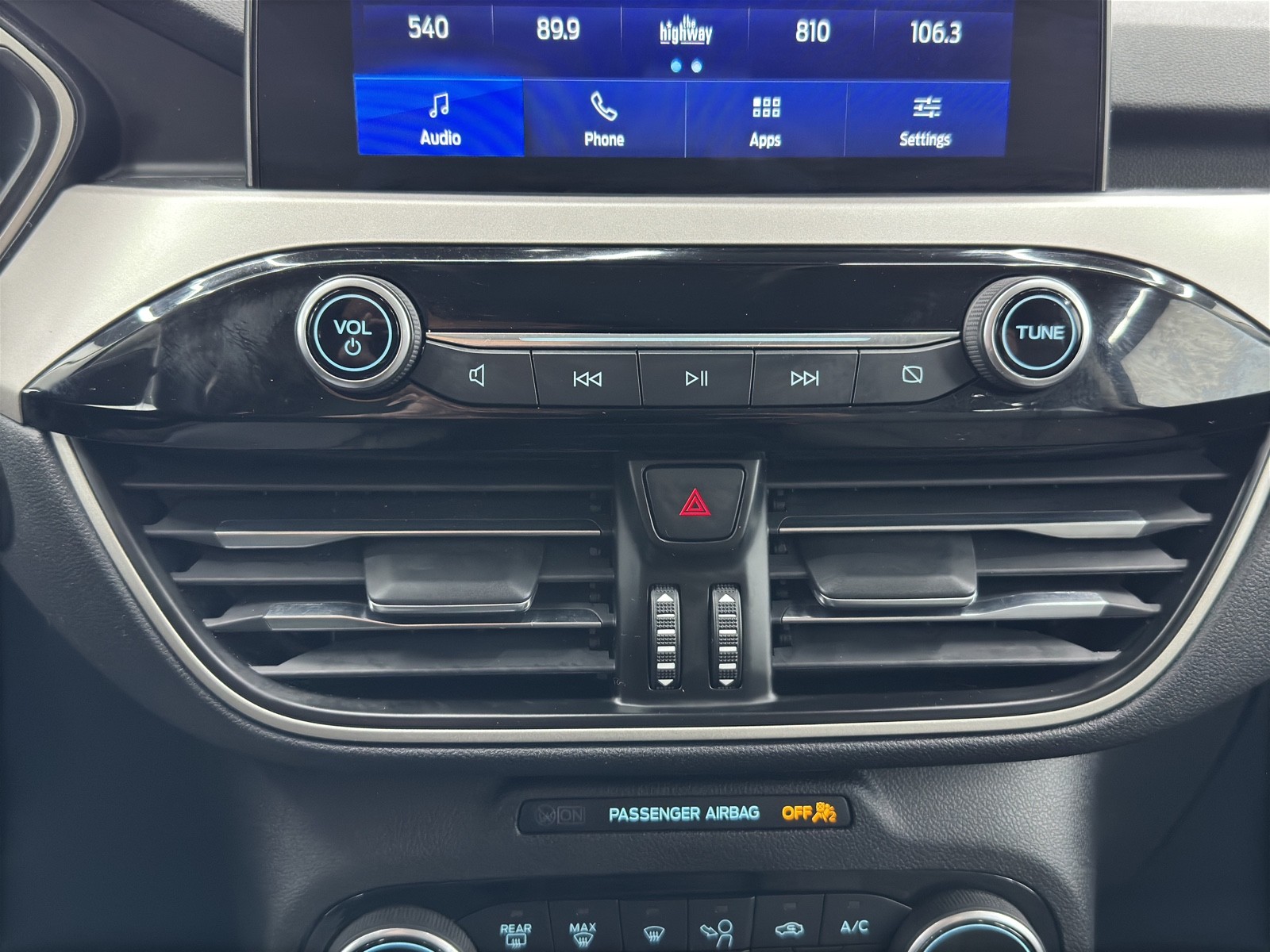 2022 Ford Escape SE photo 30