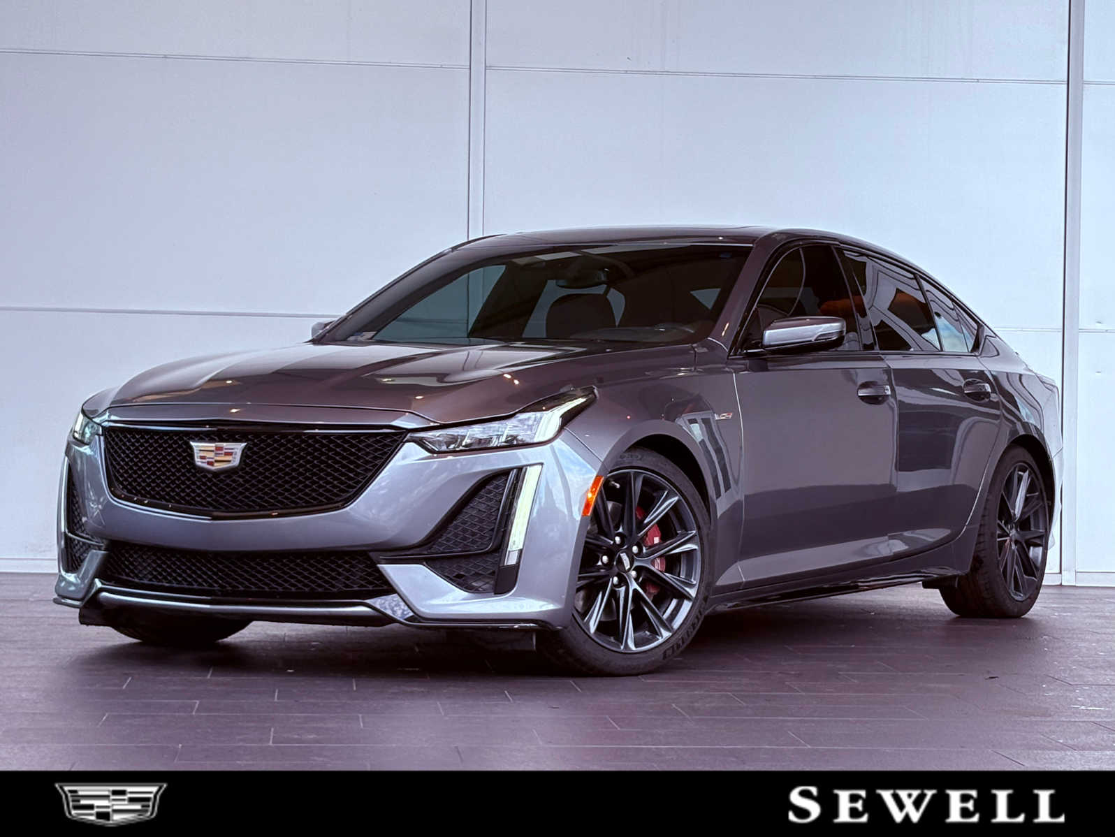 2020 Cadillac CT5 V-Series's photo