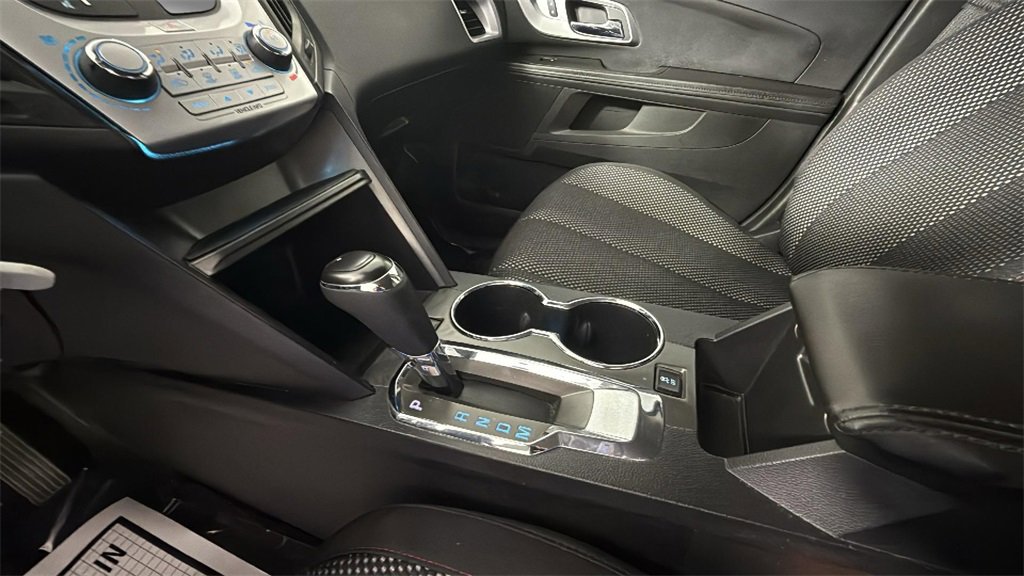 2016 Chevrolet Equinox LS photo 21