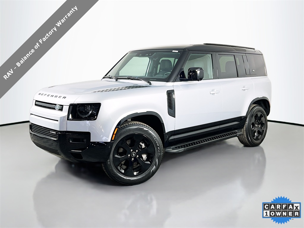 2023 Land Rover Defender X-Dynamic SE's photo