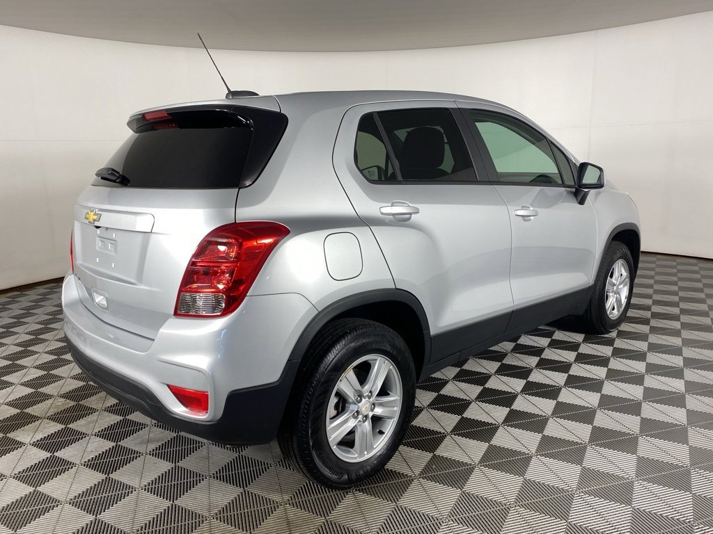 2022 Chevrolet Trax LS photo 7