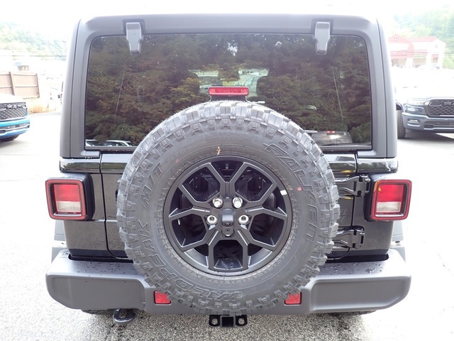 2025 Jeep Wrangler Willys photo 4