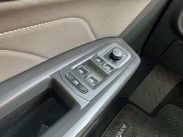 2022 Volkswagen Atlas V6 SEL Premium R-Line photo 15