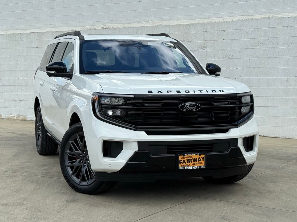 2025 Ford Expedition Platinum photo 2