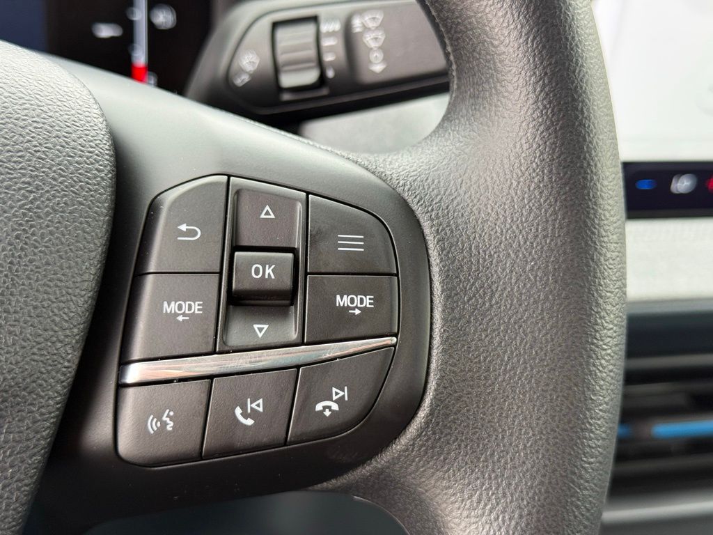 2025 Ford Maverick XLT photo 10