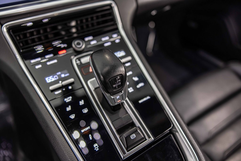2019 PORSCHE PANAMERA - Image 32