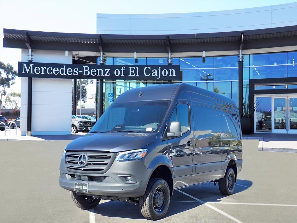2026 Mercedes-Benz Sprinter Cargo Van Base's photo