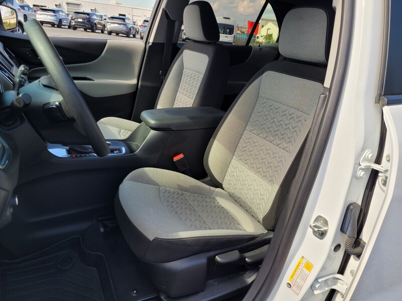 2023 Chevrolet Equinox LS photo 7
