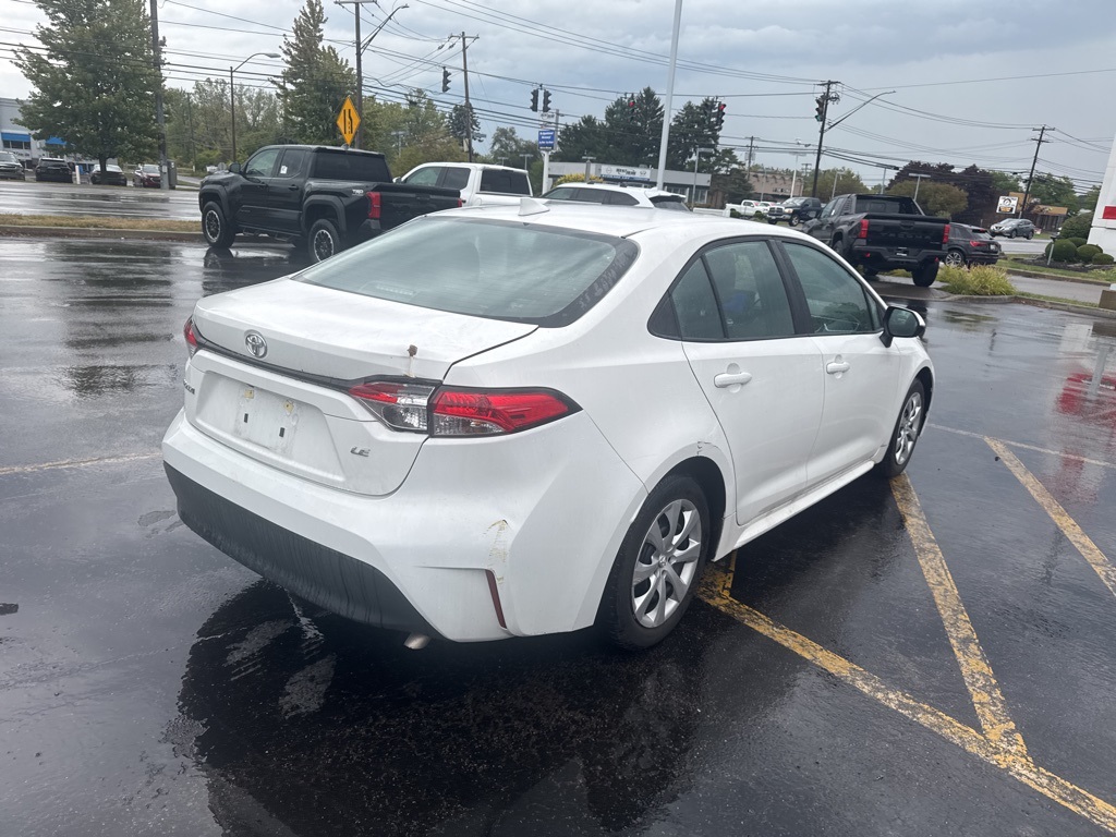 2024 Toyota Corolla LE photo 5