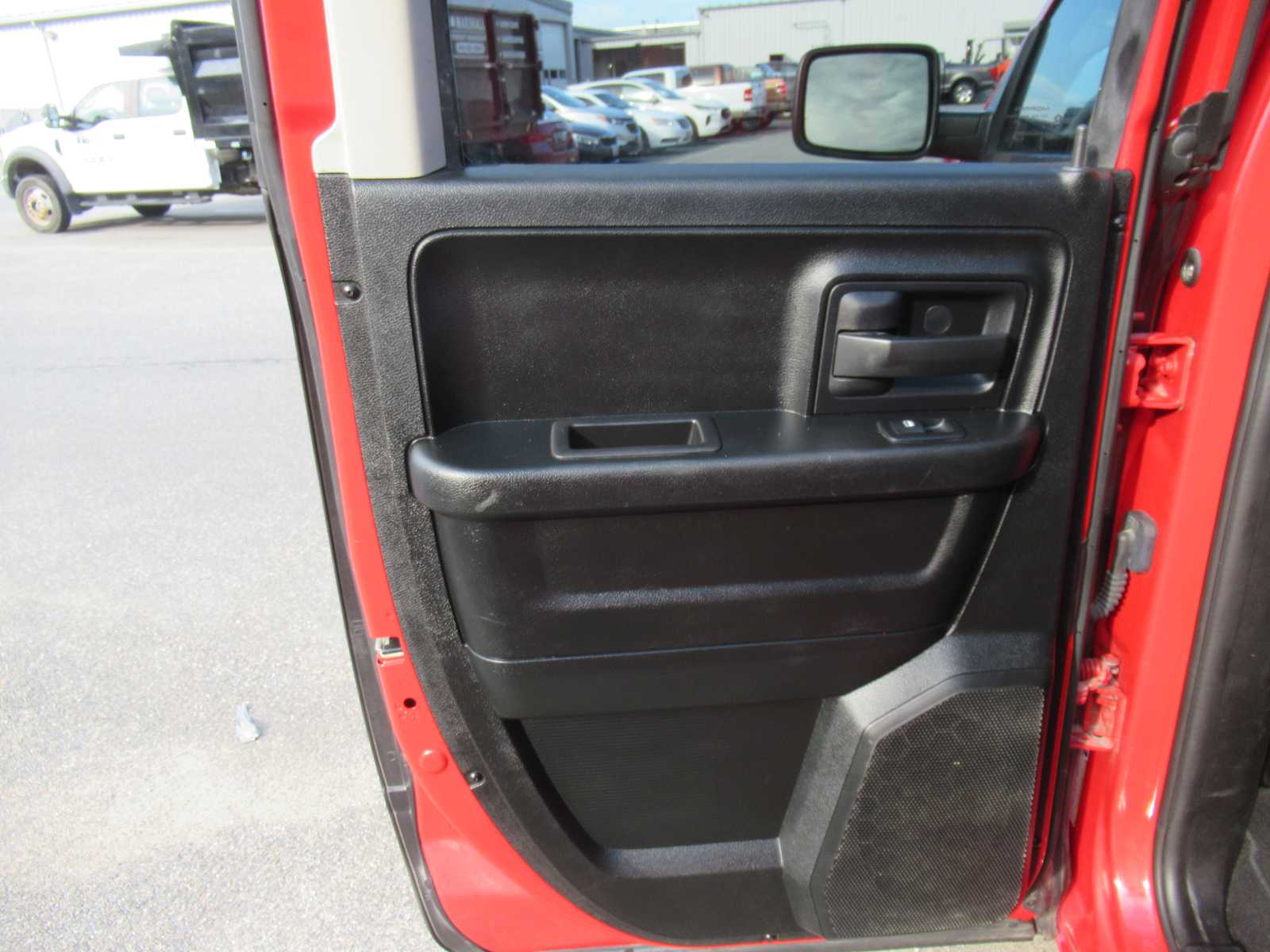 2018 Ram 1500 Tradesman photo 19