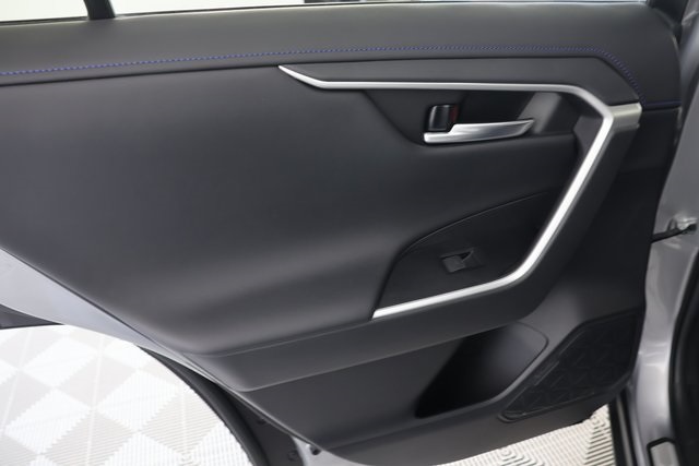 2023 Toyota RAV4 Hybrid XSE photo 23