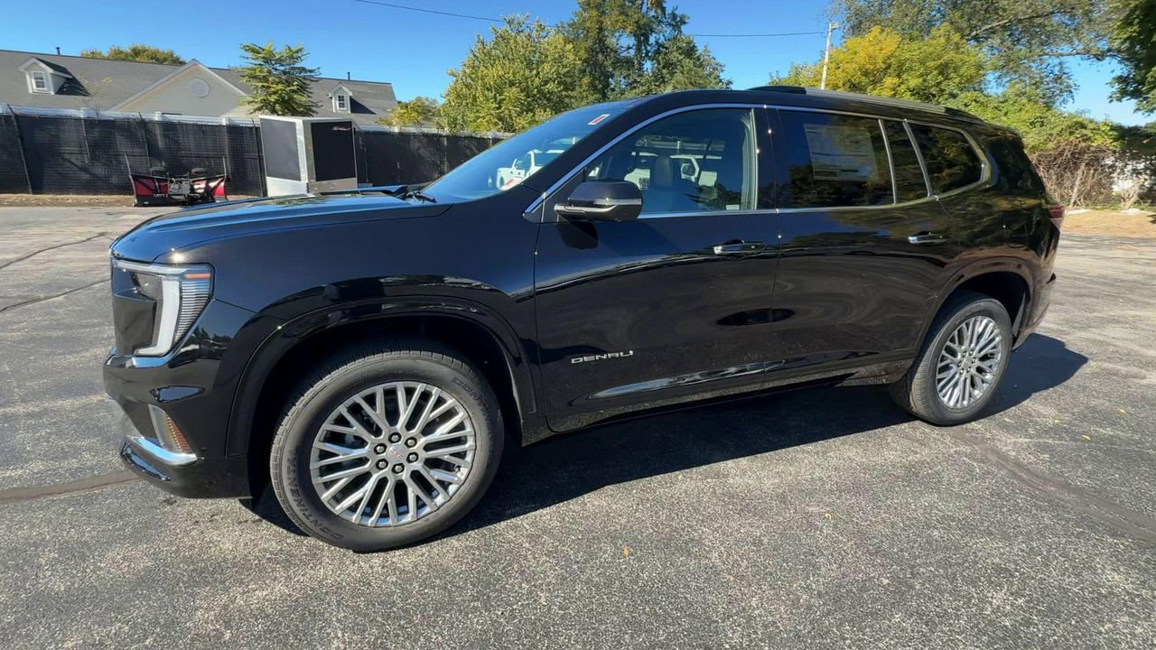 2026 Gmc Acadia Denali photo 4