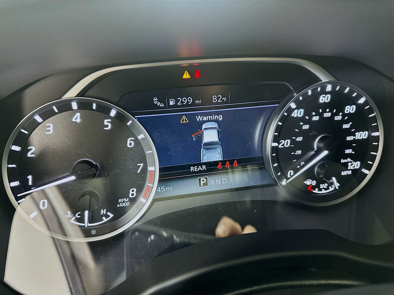 2025 Nissan Frontier SV photo 9