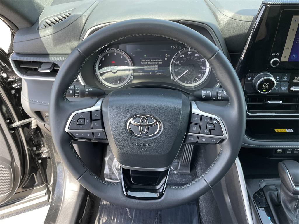 2024 Toyota Highlander XSE photo 21