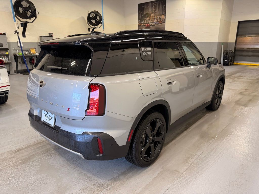 2026 Mini Countryman S ALL4 Iconic photo 4