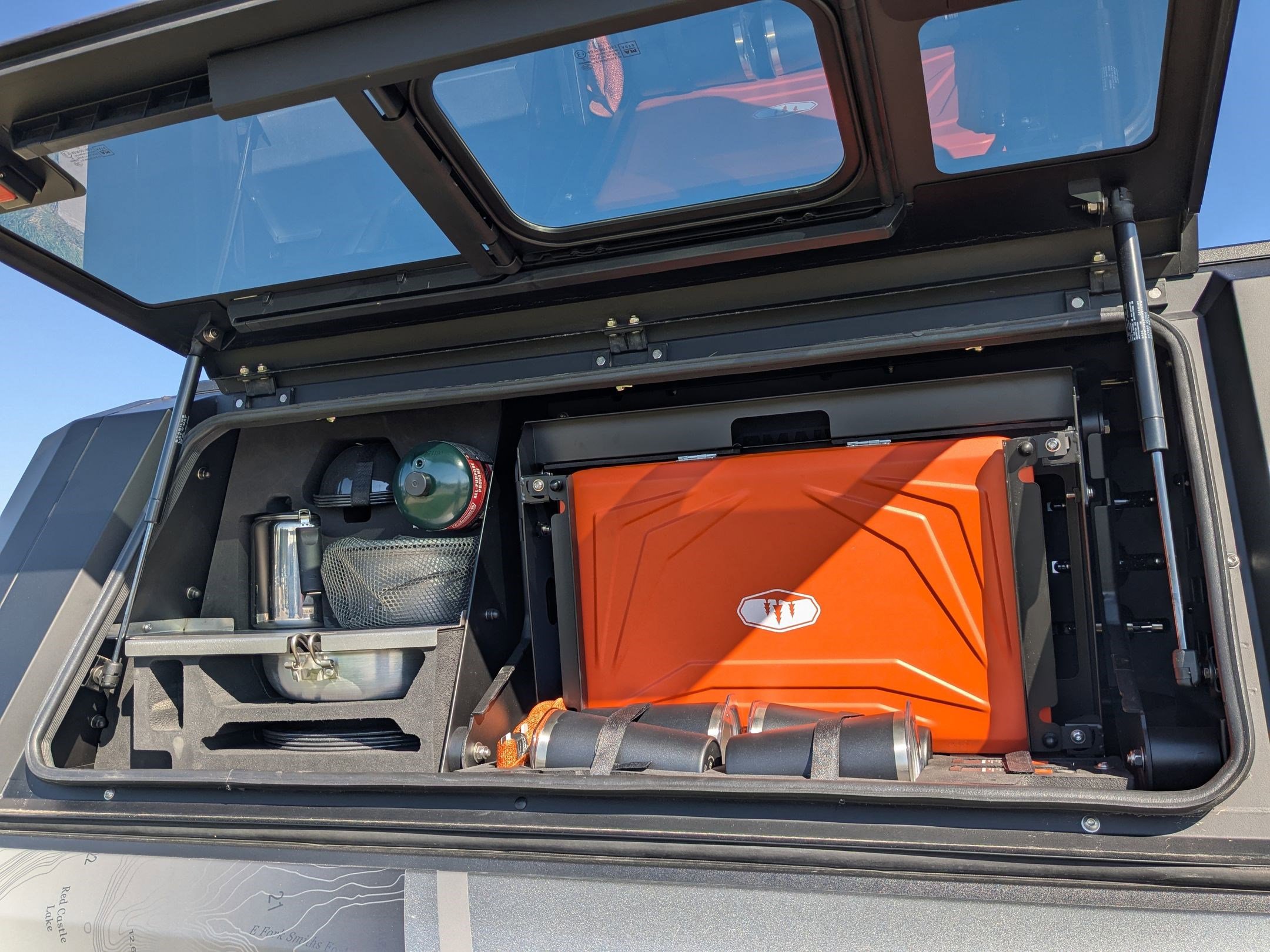 2024 Gmc Canyon AT4X photo 2