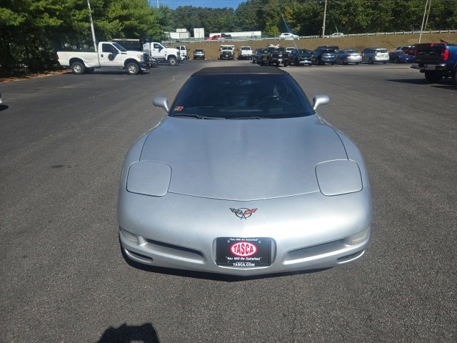 2001 Chevrolet Corvette Base photo 2