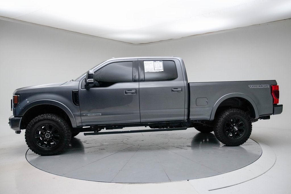2021 Ford F-350 Lariat photo 2